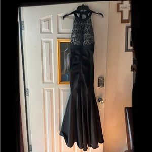 Black Mermaid Style Prom Dress